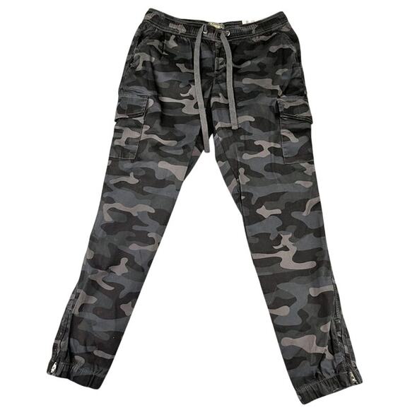 women's NWT natural reflections camo print pants - Picture 1 of 11